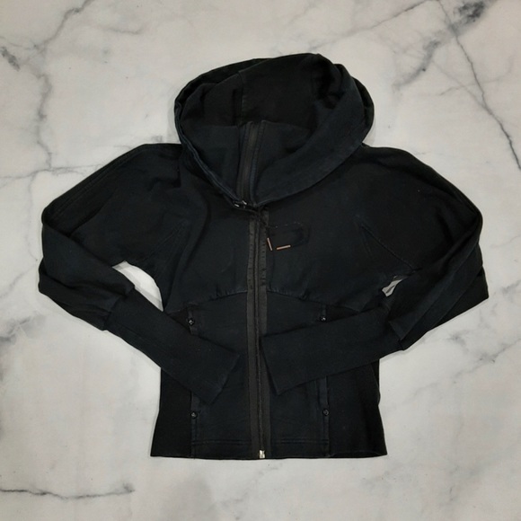 lululemon athletica Sweaters - RARE Lululemon Course-ette Corset Jacket Size 4